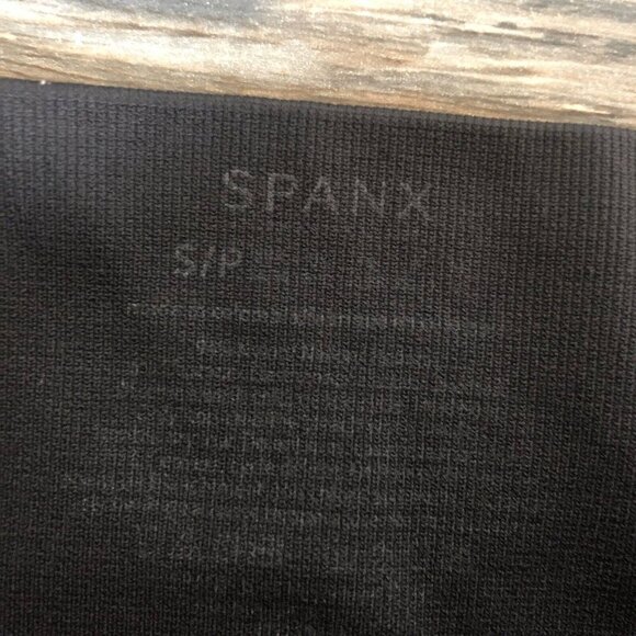 Spanx Look At Me Now Seamless Leggings Black And Grey Camo Size Small - Picture 7 of 8